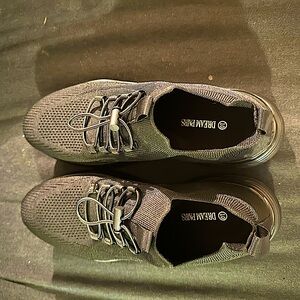 Dream Paris Sneakers Size 10